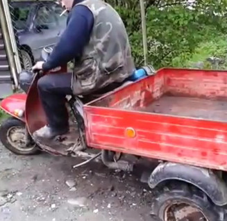Drift a sárban