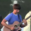 15 éves gitáros
